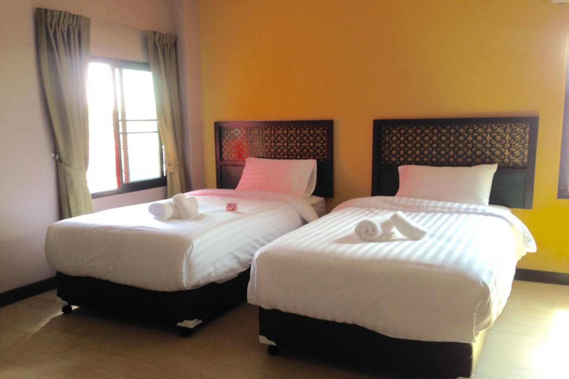 Hotel Mulberry House Pak Thong Chai Zewnętrze zdjęcie